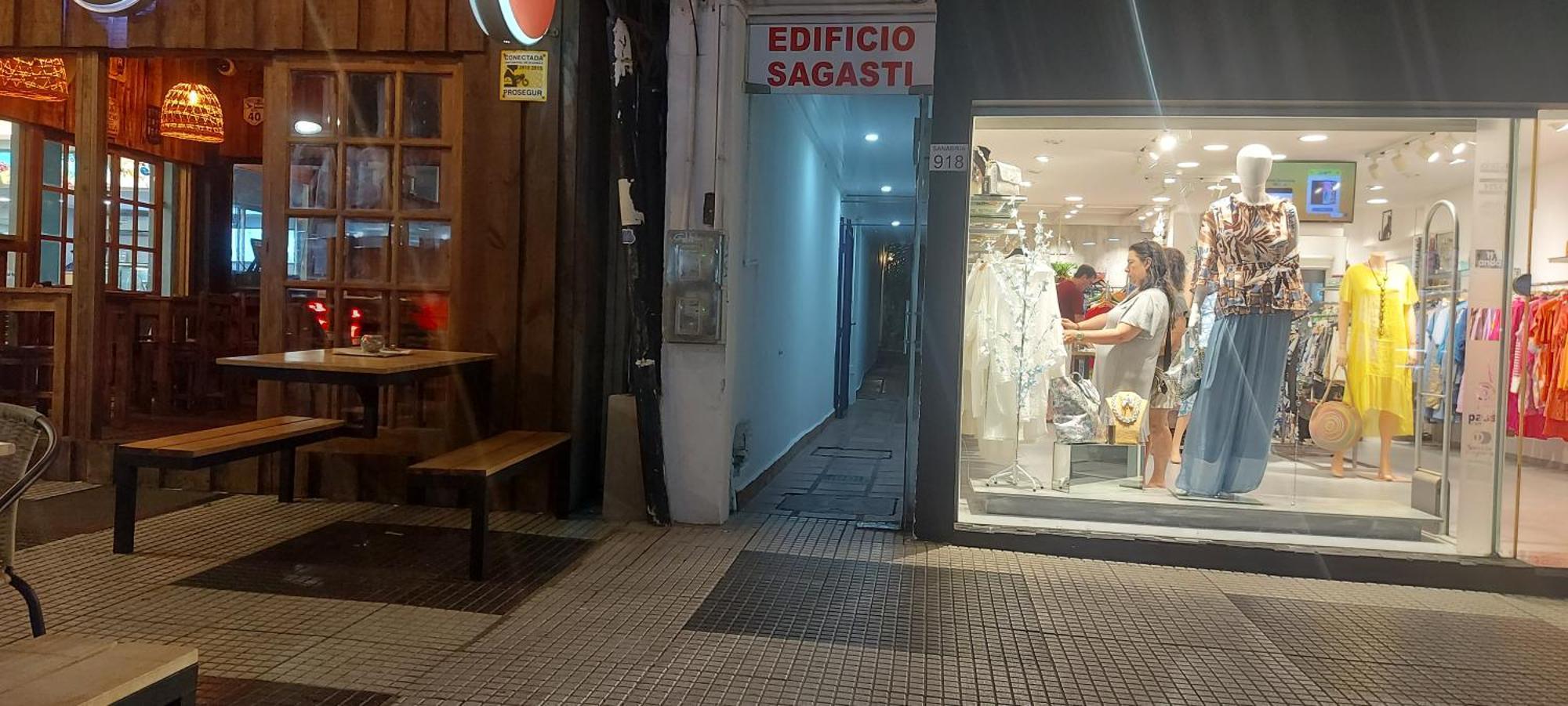 Edificio Sagasti Hotel Piriapolis Exterior photo